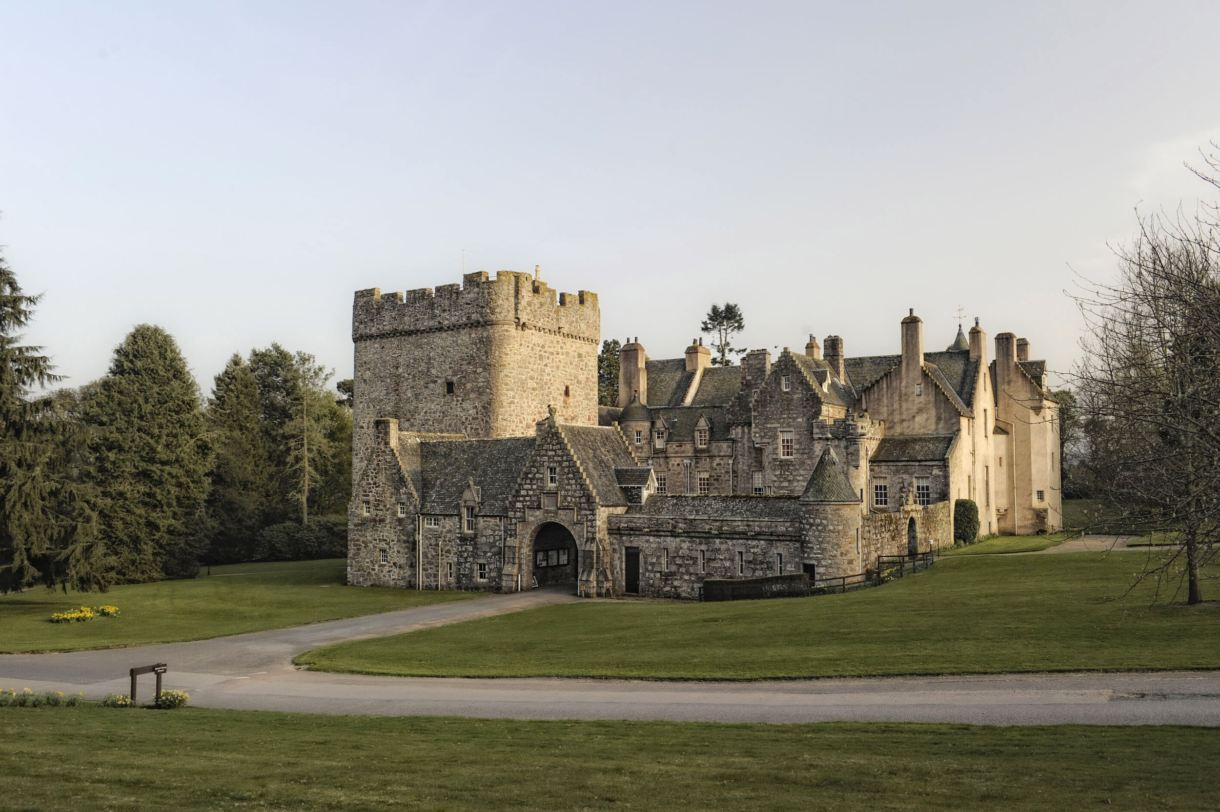 Drum Castle wedding photography