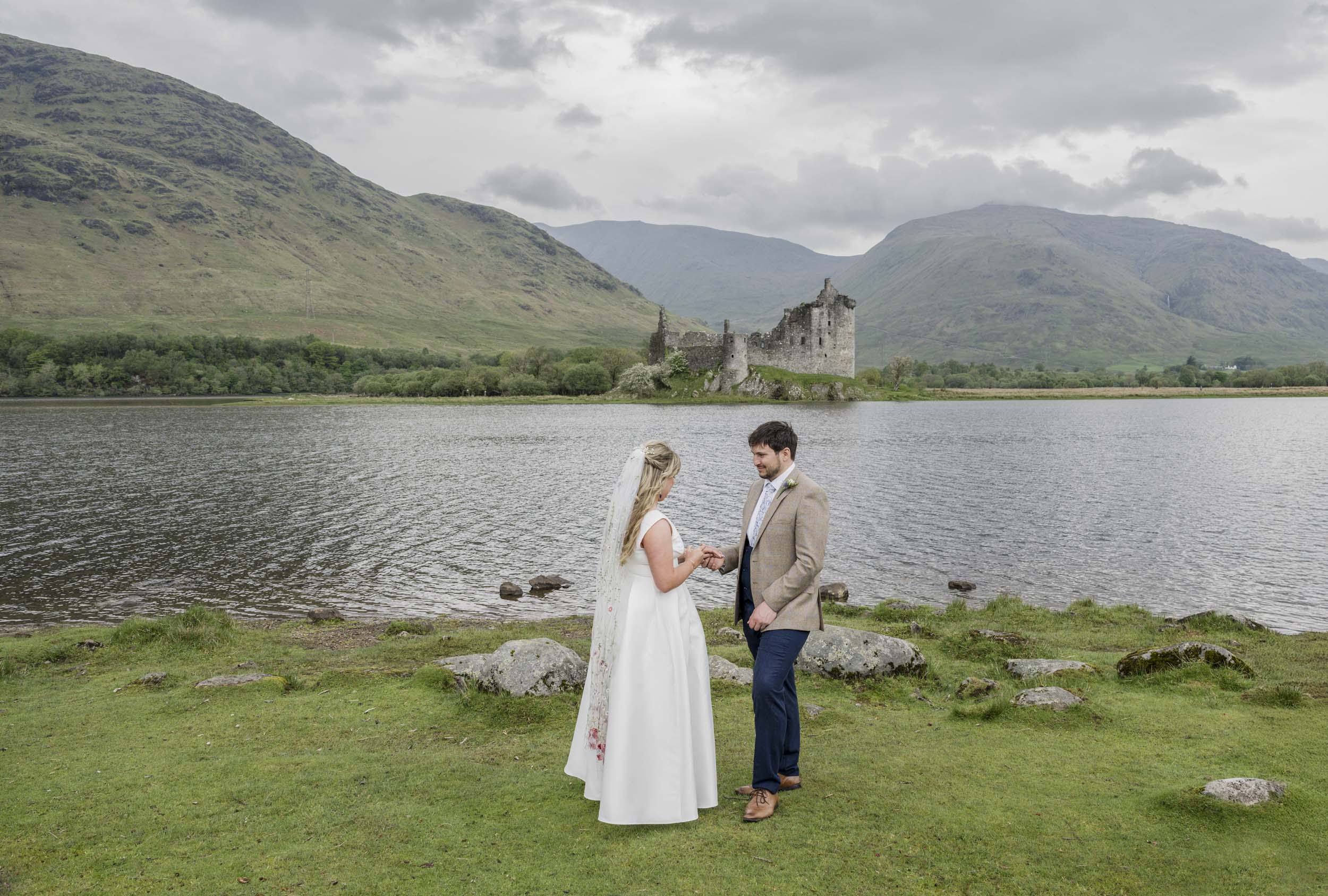Scottish Elopement Photographer Scottish Elopement Photographer