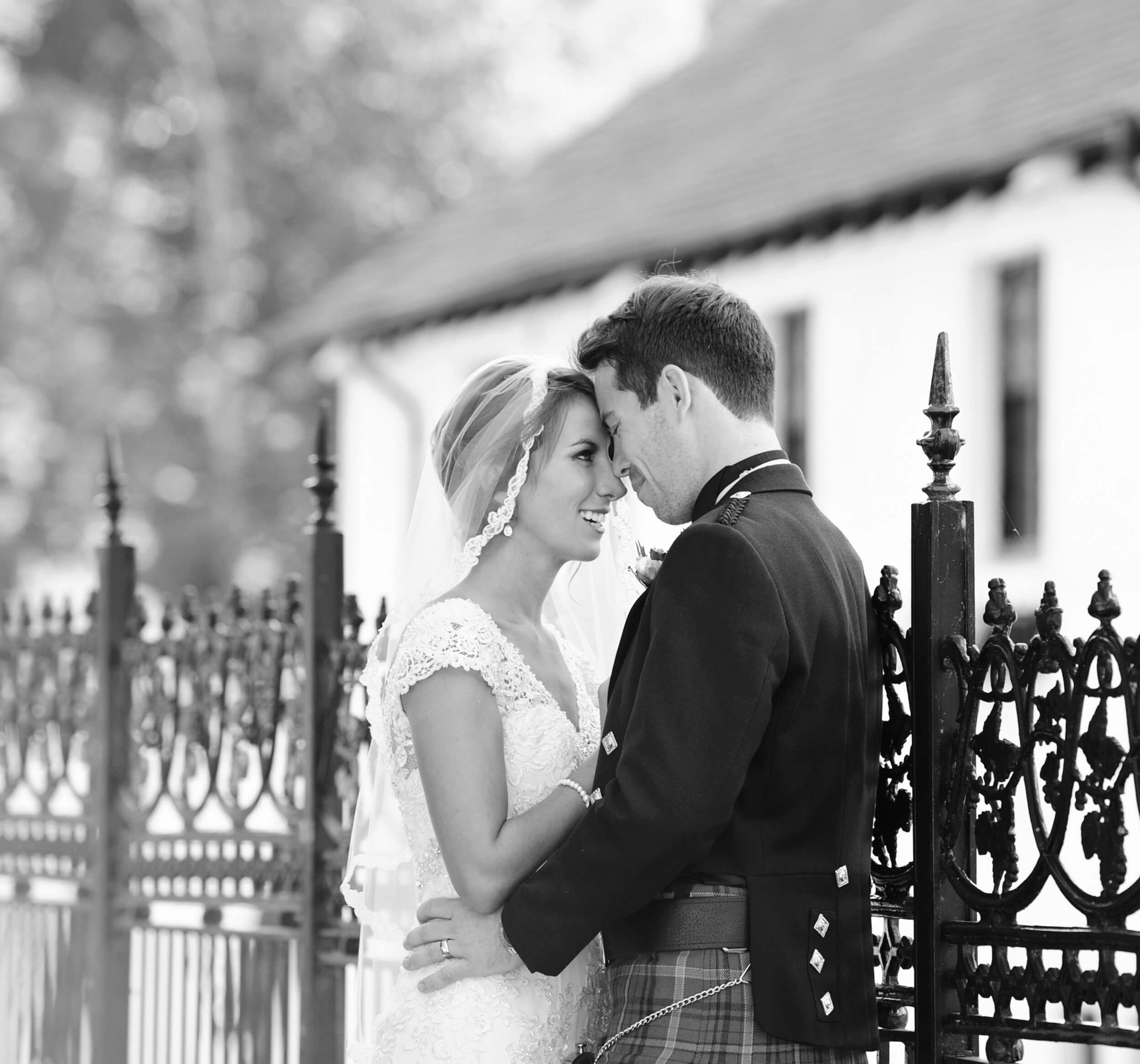 Bride and groom at a Brig o Doon wedding