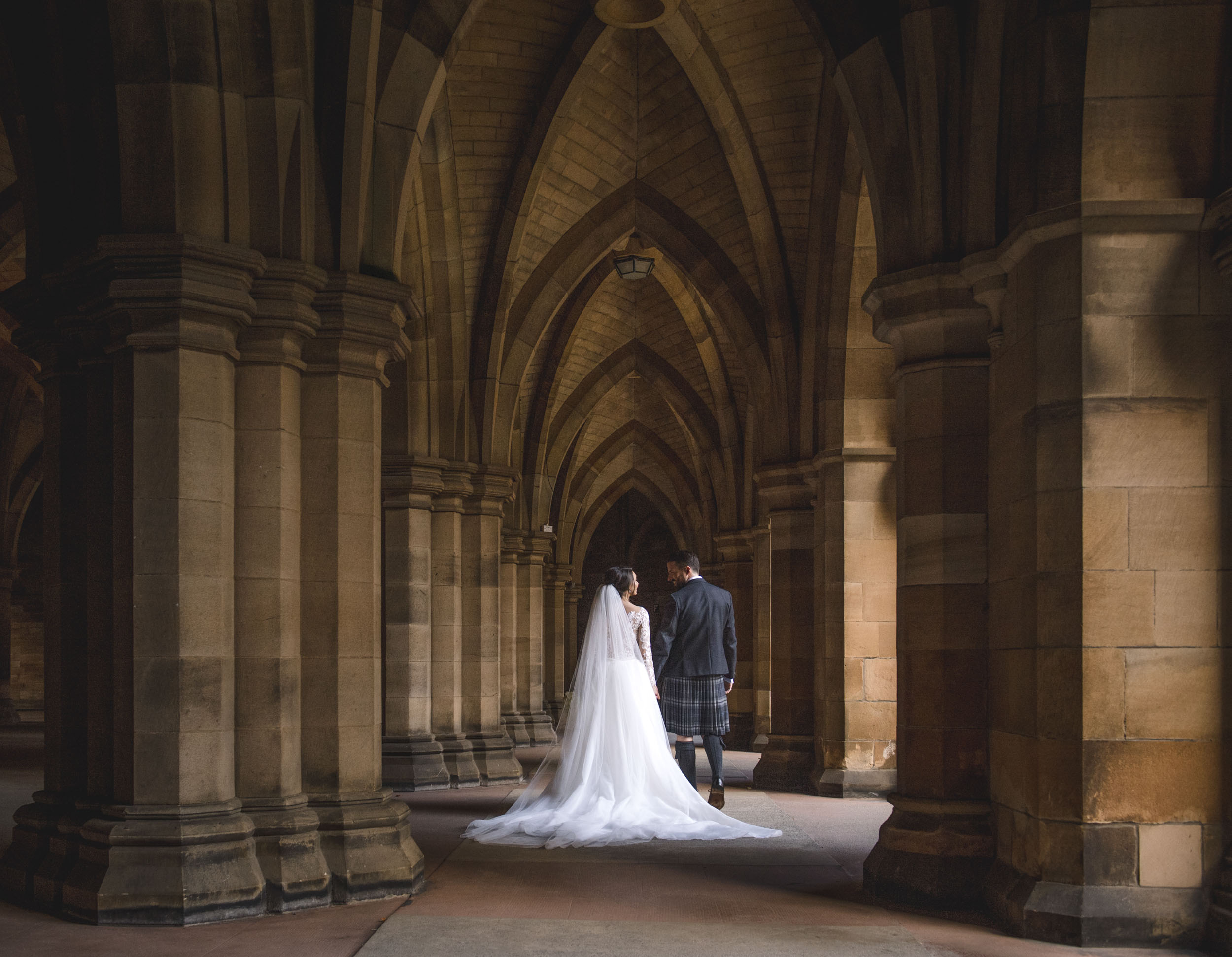 Glasgow University Cloisters wedding image